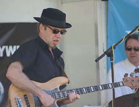 Reeves-Hillsborough-Fest-03